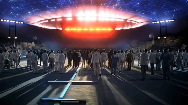 Is Spielberg's Secret Movie UFO Themed? 1 Is Spielberg's Secret Movie UFO Themed?